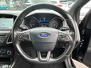 Used 2018 Ford Focus ST-Line Black - Interior and Exterior details 14