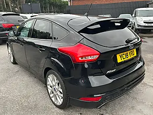 Used 2018 Ford Focus ST-Line Black - Interior and Exterior details 4