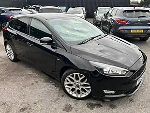 Used 2018 Ford Focus ST-Line Black - Interior and Exterior details 8