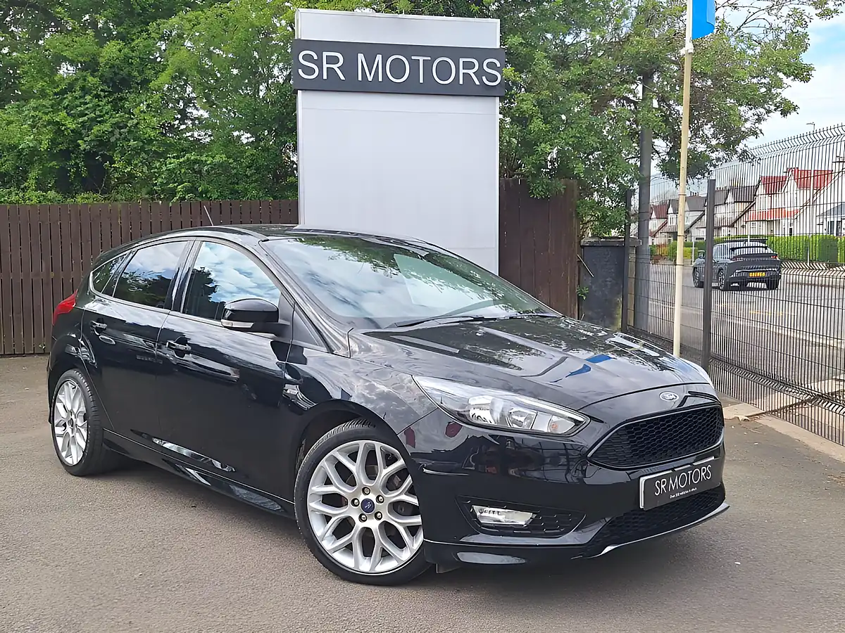 Used 2018 Ford Focus ST Line Black - Front View