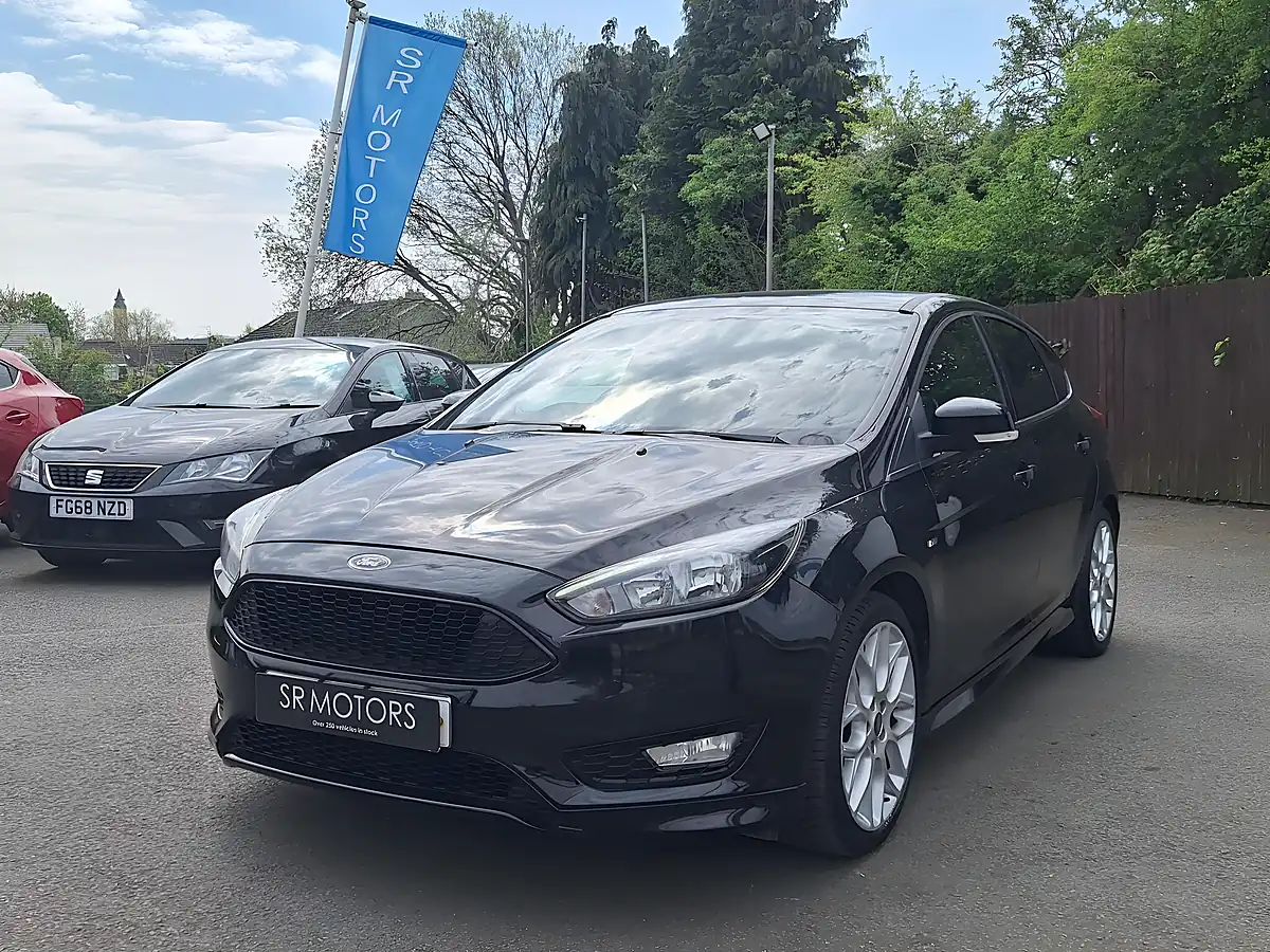 Used 2018 Ford Focus ST Line Black - Interior and Exterior details 3
