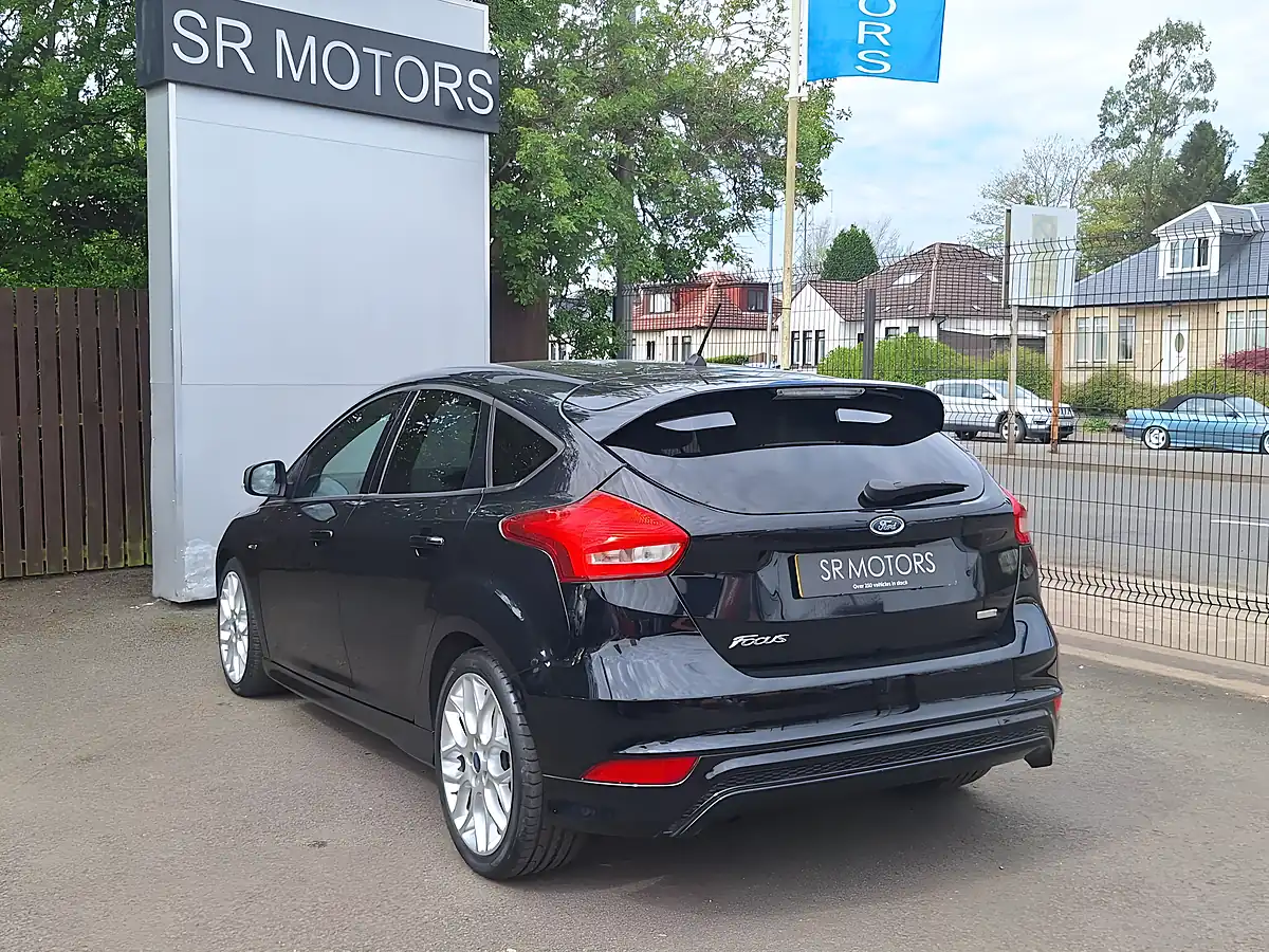 Used 2018 Ford Focus ST Line Black - Interior and Exterior details 4