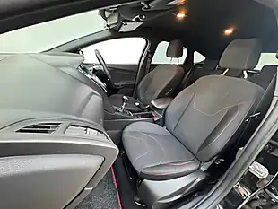 Used 2018 Ford Focus ST-Line Black - Interior and Exterior details 15