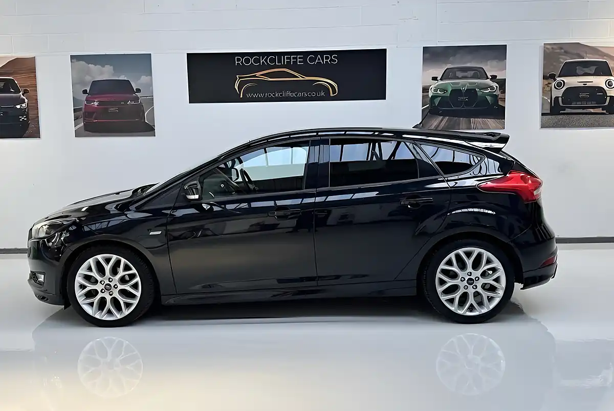 Used 2018 Ford Focus ST-Line Black - Interior and Exterior details 3