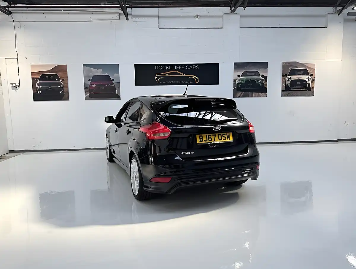 Used 2018 Ford Focus ST-Line Black - Interior and Exterior details 4