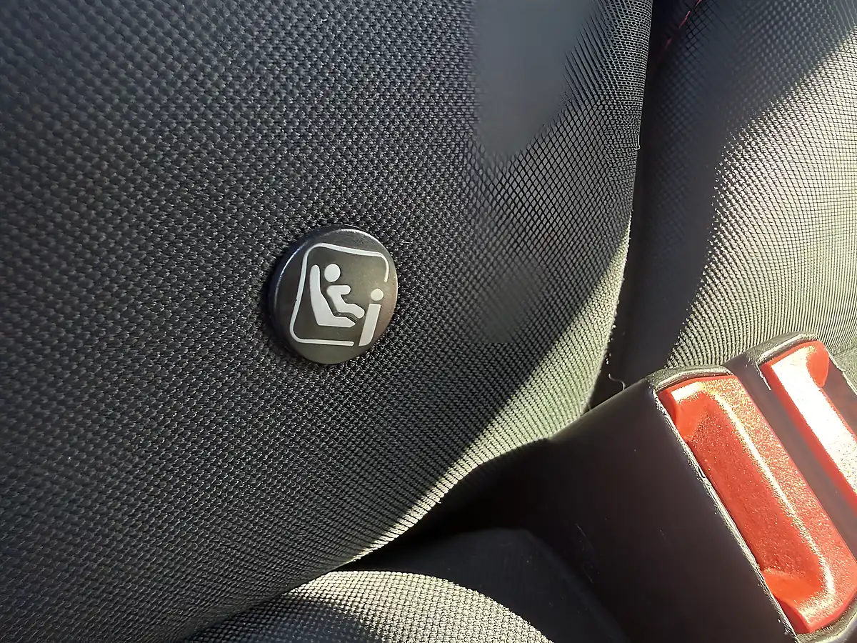 Used 2018 Ford Focus ST-Line Blue - Interior and Exterior details 18