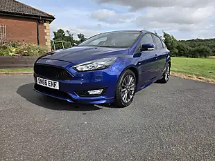 Used 2018 Ford Focus ST-Line Blue - Interior and Exterior details 10