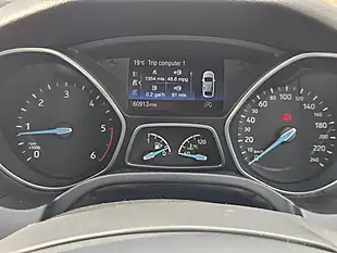 Used 2018 Ford Focus ST-Line Blue - Interior and Exterior details 8