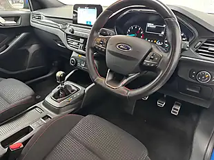 Used 2018 Ford Focus ST-Line Desert Island Blue - Interior and Exterior details 3