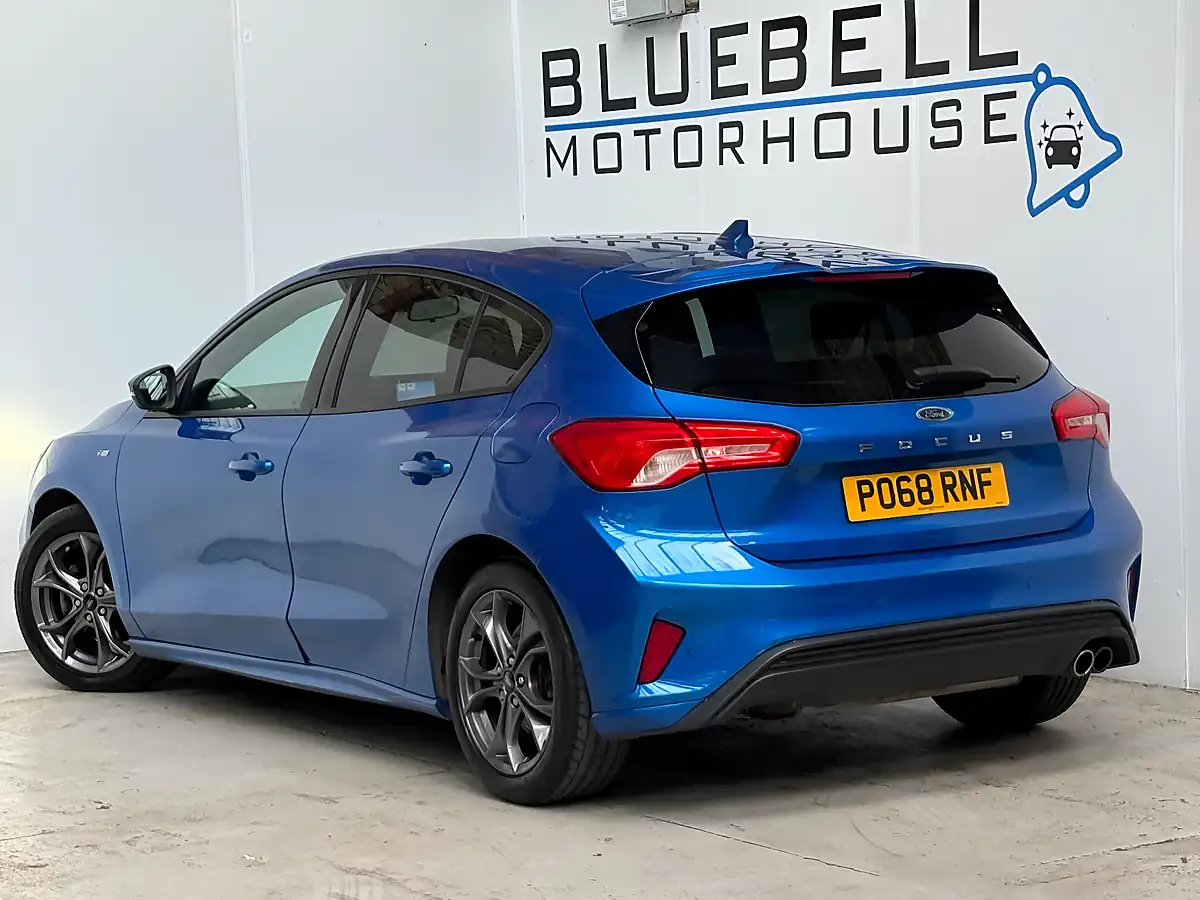 Used 2018 Ford Focus ST-Line Desert Island Blue - Interior and Exterior details 4