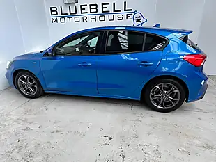 Used 2018 Ford Focus ST-Line Desert Island Blue - Interior and Exterior details 7