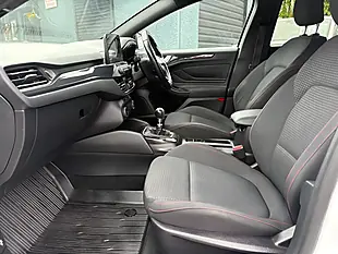 Used 2018 Ford Focus ST-Line Frozen White - Interior and Exterior details 9