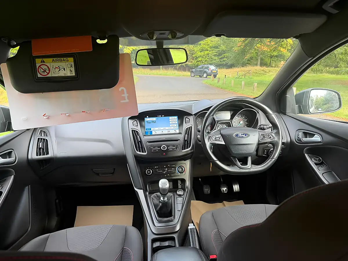 Used 2018 Ford Focus ST-Line Grey - Interior and Exterior details 11