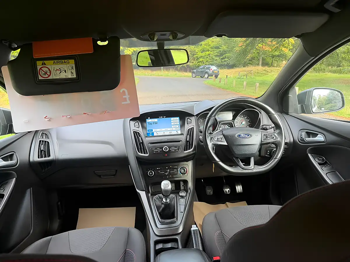 Used 2018 Ford Focus ST-Line Grey - Interior and Exterior details 12