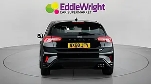 Used 2018 Ford Focus ST-Line Nav Black - Interior and Exterior details 6