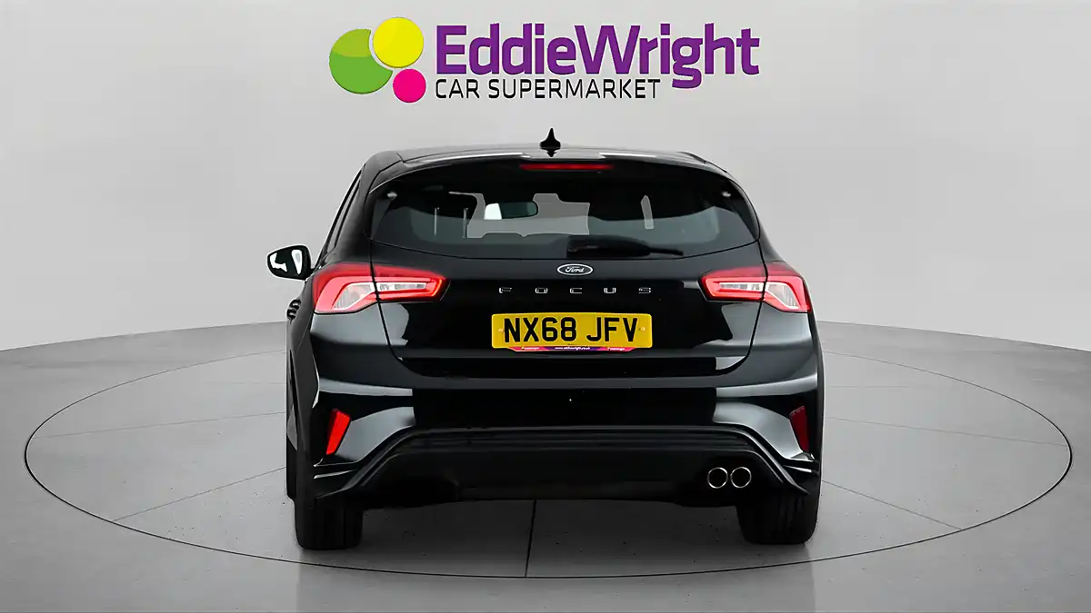 Used 2018 Ford Focus ST-Line Nav Black - Interior and Exterior details 6