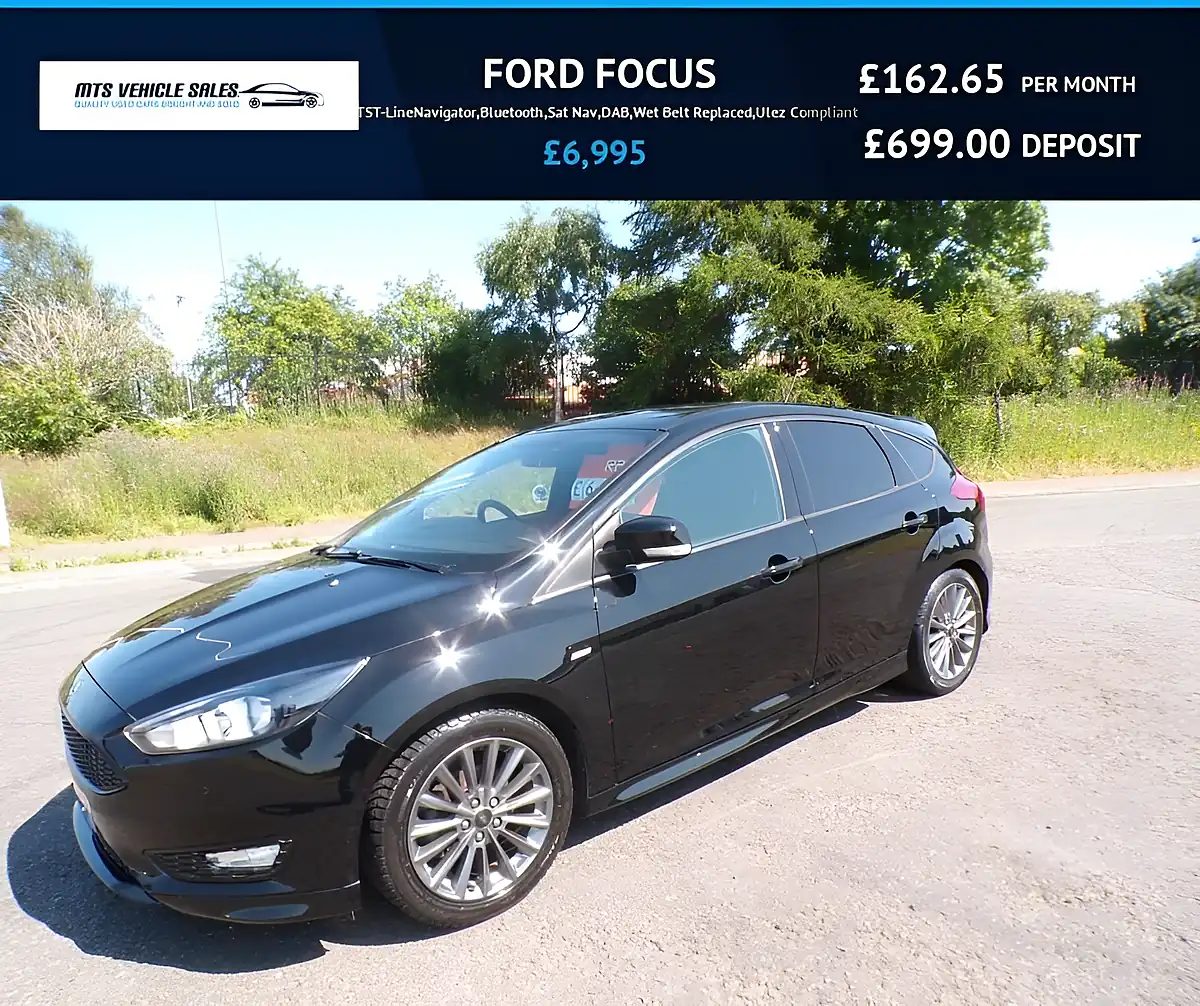 Used 2018 Ford Focus ST-Line Navigator Black - Front View