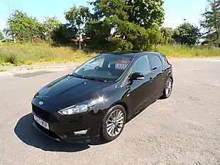 Used 2018 Ford Focus ST-Line Navigator Black - Interior and Exterior details 4