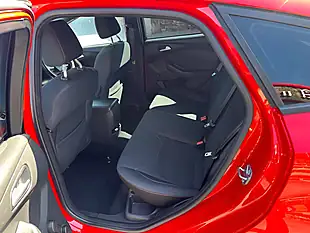 Used 2018 Ford Focus ST-Line Red - Interior and Exterior details 20