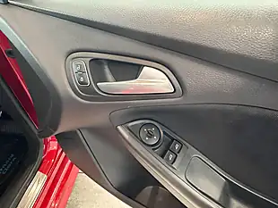 Used 2018 Ford Focus ST-Line Red - Interior and Exterior details 19