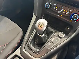 Used 2018 Ford Focus ST-Line Red - Interior and Exterior details 20
