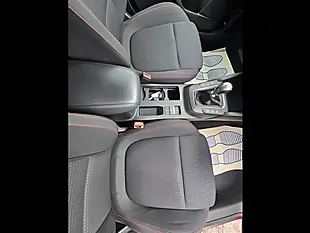Used 2018 Ford Focus ST-Line Red - Interior and Exterior details 14