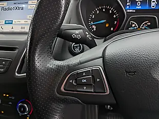 Used 2018 Ford Focus ST-Line Red - Interior and Exterior details 15