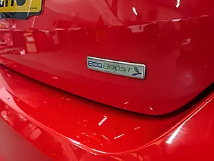 Used 2018 Ford Focus ST-Line Red - Interior and Exterior details 20