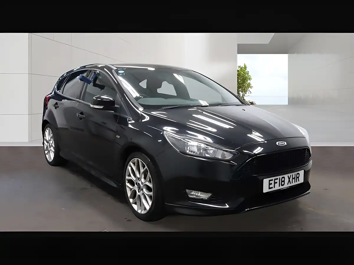 Used 2018 Ford Focus ST-Line Shadow Black - Front View