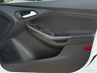 Used 2018 Ford Focus ST-Line White - Interior and Exterior details 17