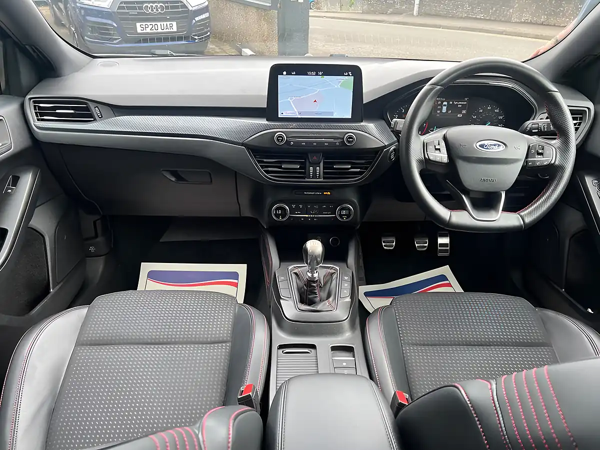 Used 2018 Ford Focus ST-Line X Black - Interior and Exterior details 15