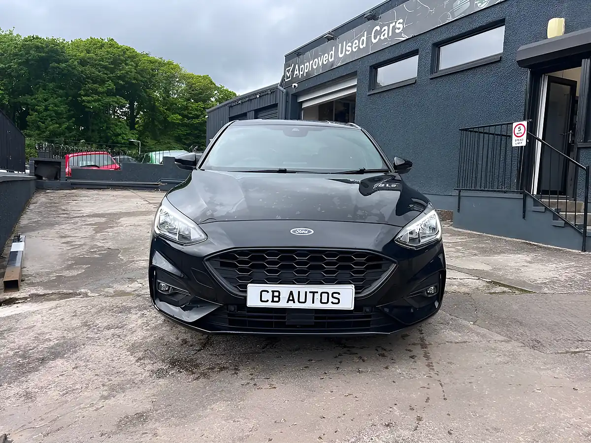 Used 2018 Ford Focus ST-Line X Black - Interior and Exterior details 2