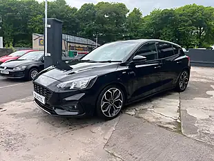 Used 2018 Ford Focus ST-Line X Black - Interior and Exterior details 8