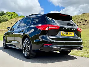 Used 2018 Ford Focus ST Line X Black - Interior and Exterior details 12
