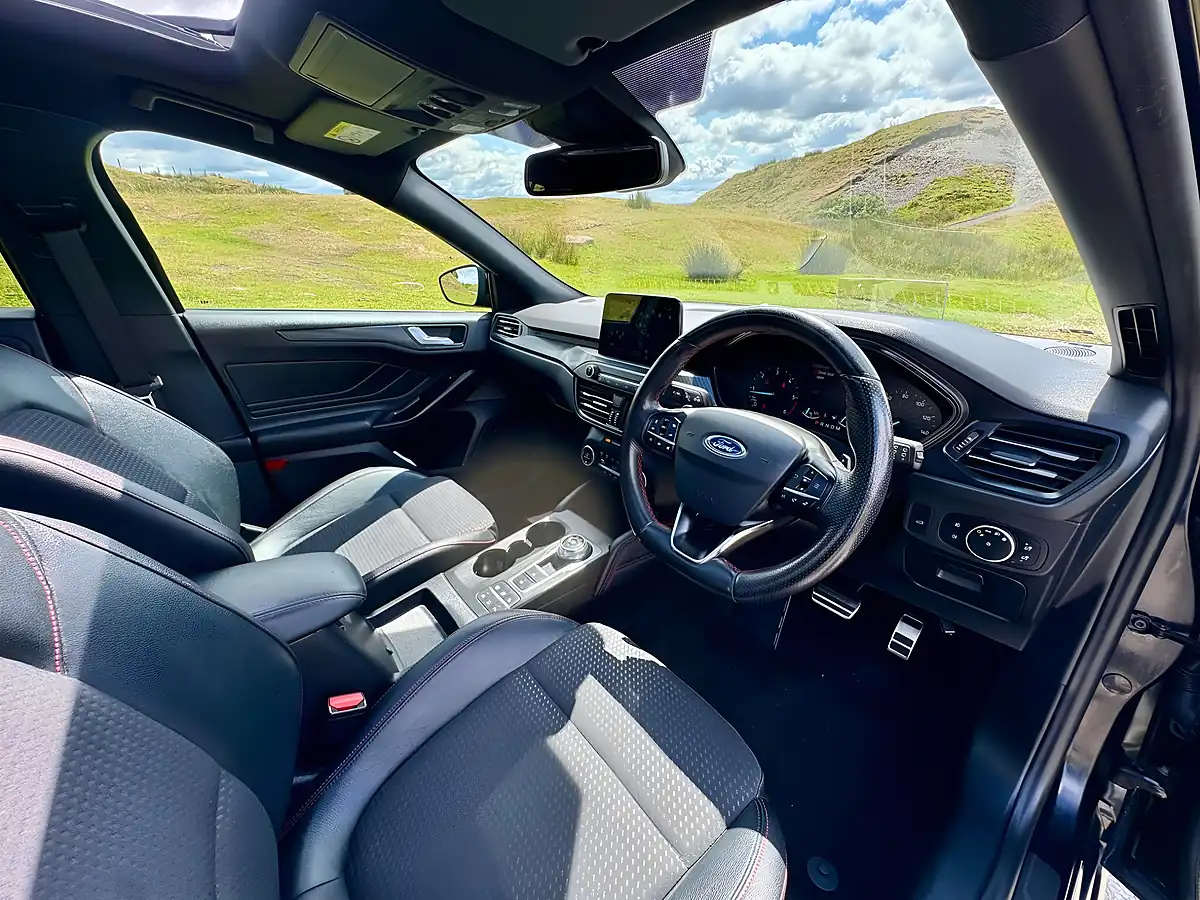 Used 2018 Ford Focus ST Line X Black - Interior and Exterior details 2