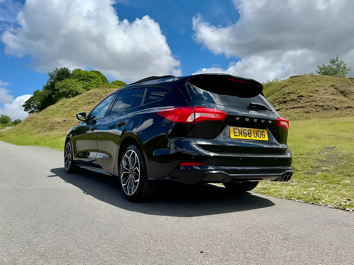 Used 2018 Ford Focus ST Line X Black - Interior and Exterior details 5