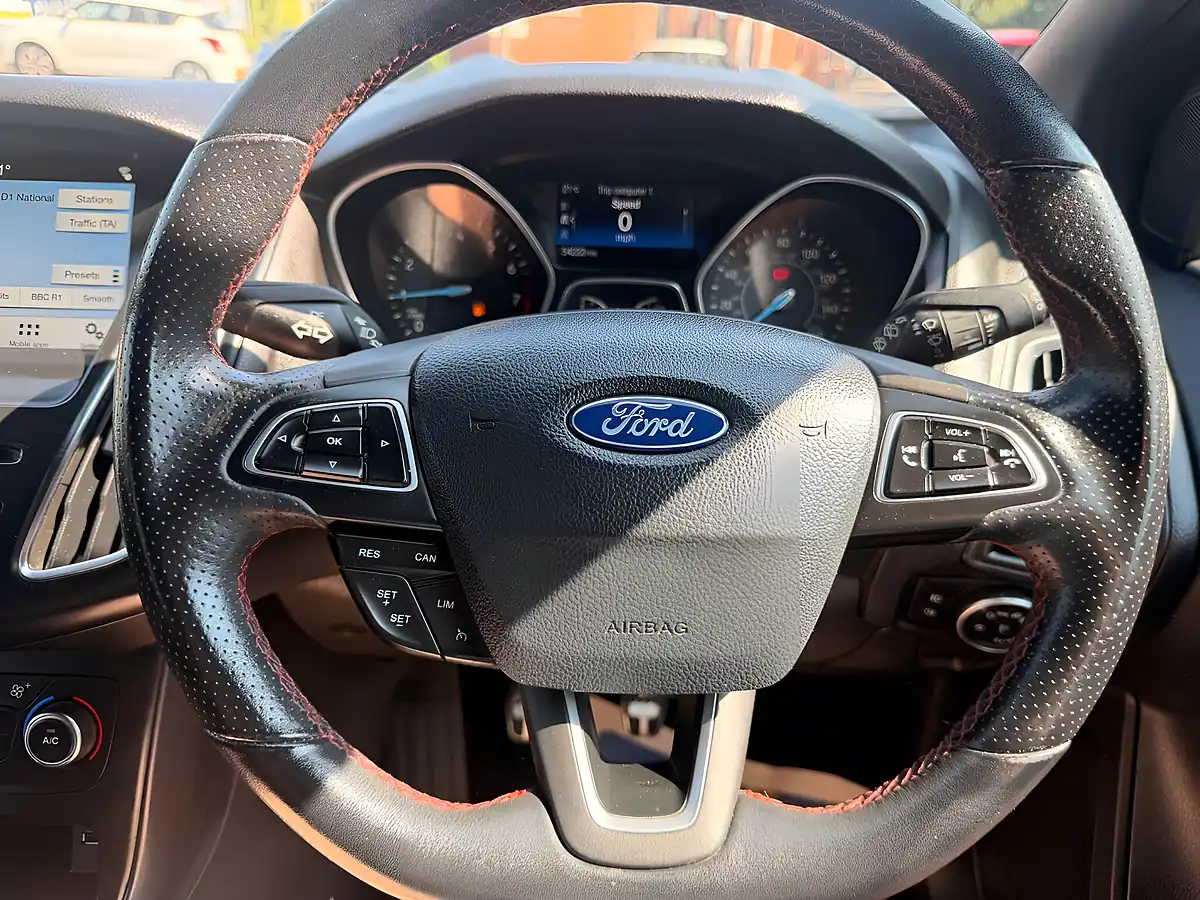 Used 2018 Ford Focus ST-Line X Black - Interior and Exterior details 18