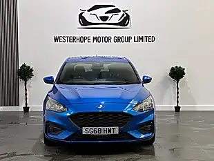 Used 2018 Ford Focus ST-Line X Blue - Interior and Exterior details 8