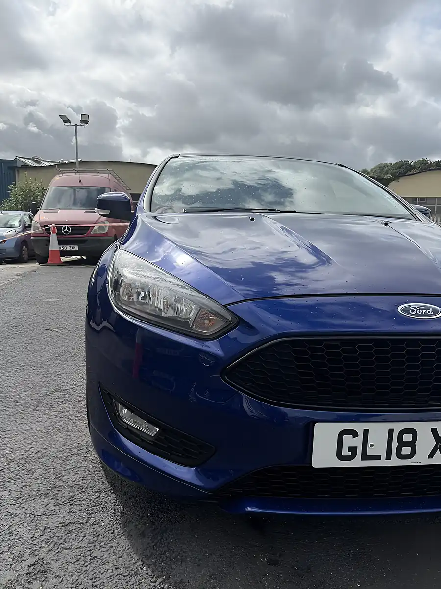 Used 2018 Ford Focus ST-Line X Blue - Interior and Exterior details 20