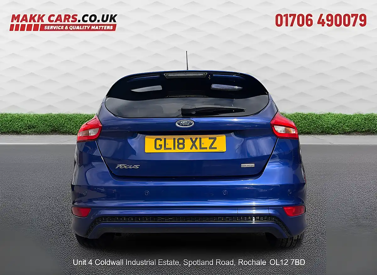 Used 2018 Ford Focus ST-Line X Blue - Interior and Exterior details 8