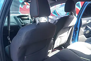 Used 2018 Ford Focus ST-Line X Blue - Interior and Exterior details 18