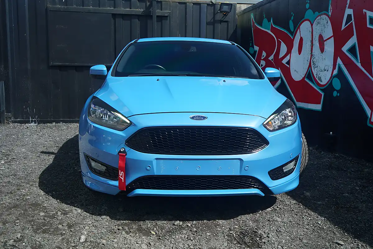 Used 2018 Ford Focus ST-Line X Blue - Interior and Exterior details 4
