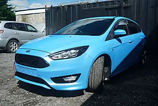 Used 2018 Ford Focus ST-Line X Blue - Interior and Exterior details 8