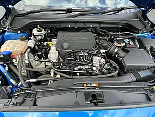 Used 2018 Ford Focus ST-Line X Blue - Interior and Exterior details 18