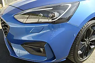 Used 2018 Ford Focus ST-Line X Desert Island Blue - Interior and Exterior details 19