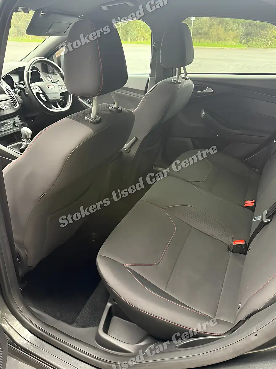 Used 2018 Ford Focus ST-Line X Grey - Interior and Exterior details 16