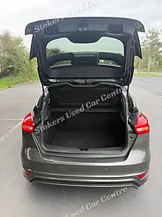 Used 2018 Ford Focus ST-Line X Grey - Interior and Exterior details 5