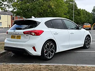 Used 2018 Ford Focus ST-Line X - Interior and Exterior details 6