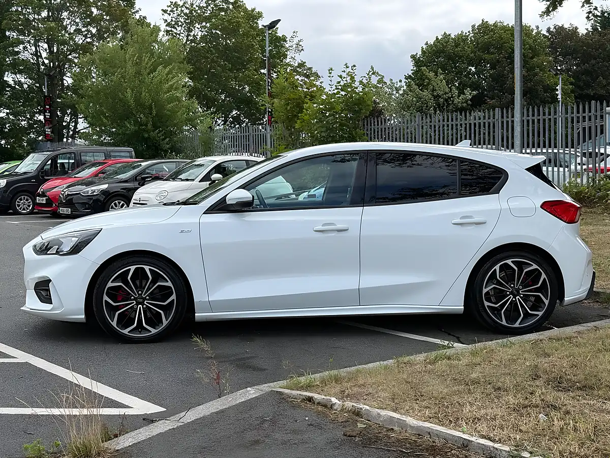 Used 2018 Ford Focus ST-Line X - Interior and Exterior details 7