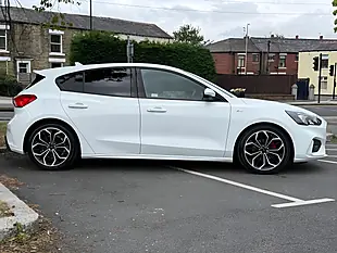 Used 2018 Ford Focus ST-Line X - Interior and Exterior details 8